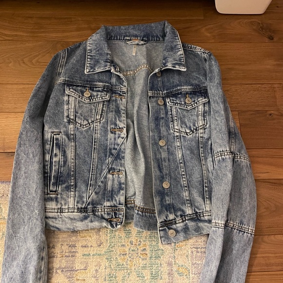 Free People denim jacket - Picture 1 of 2